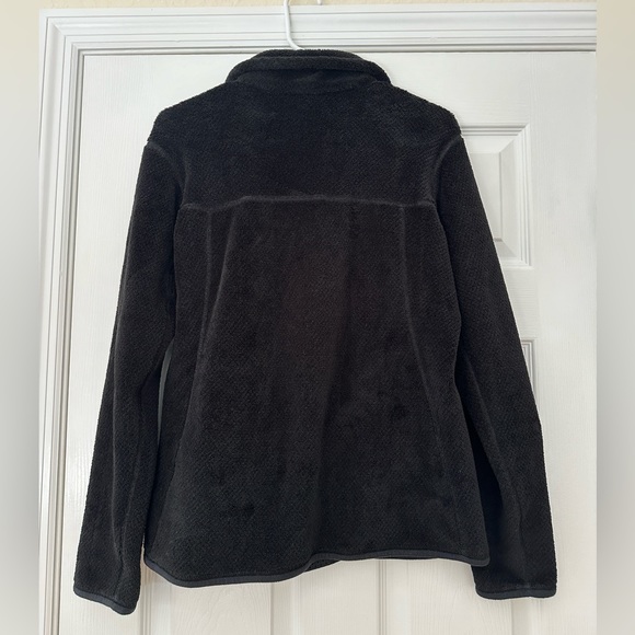 Patagonia Women's Re-Tool Snap-T Fleece Pullover in Black - Picture 4 of 6